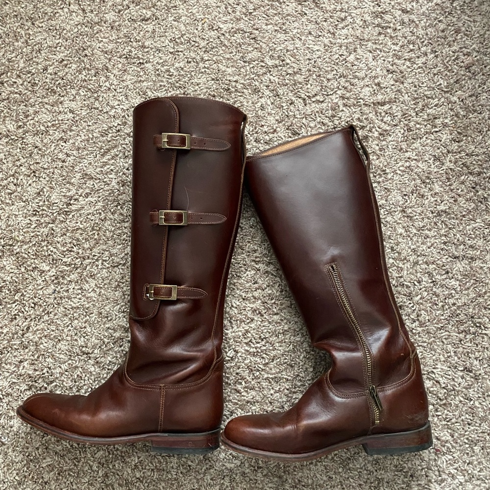 Lucchese Bruna boots